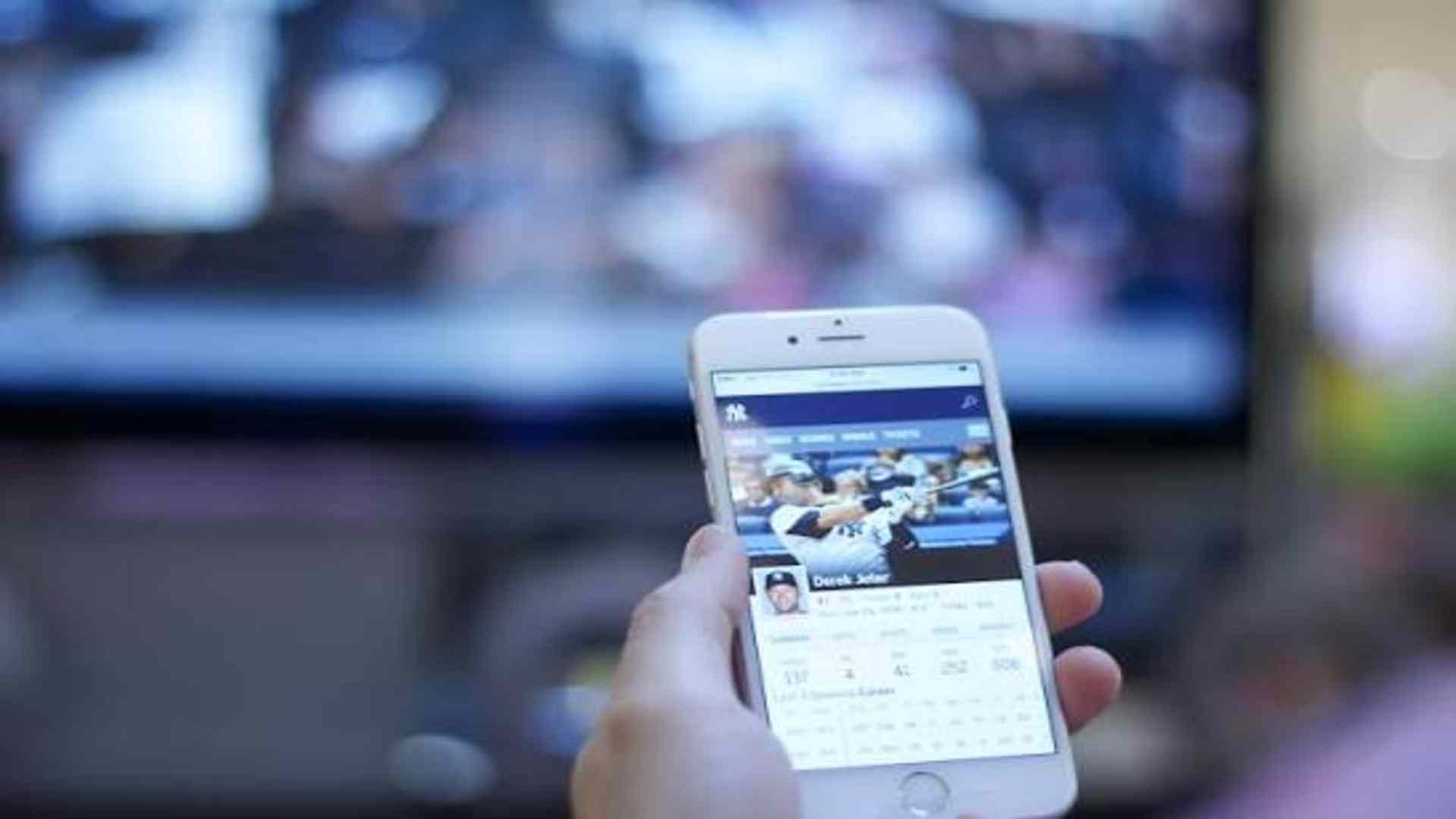 Mobile Card Games with Exciting Multiplayer Arenas